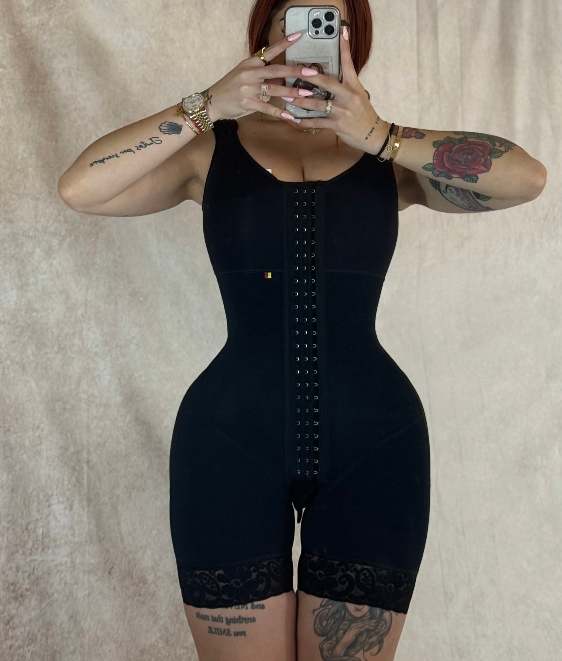 FULL BODY CON BUSTO